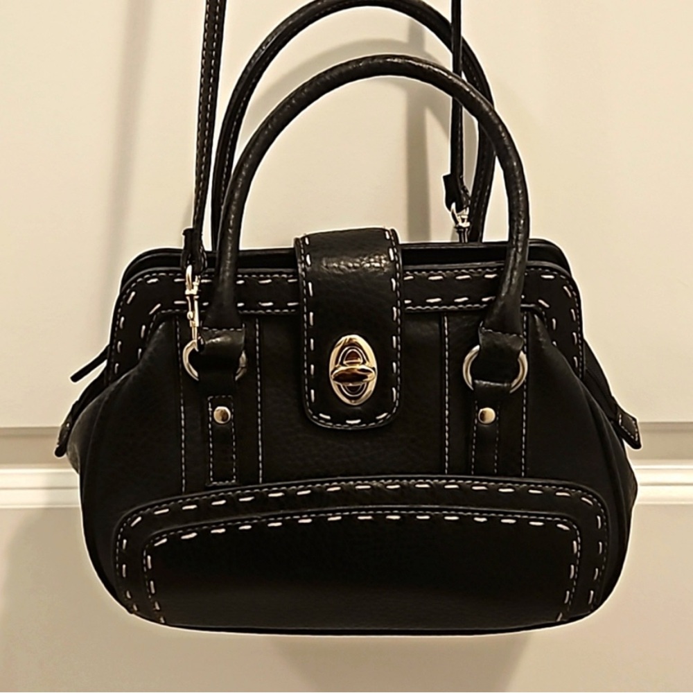 Black and gold Handbag w/ hidden compartment